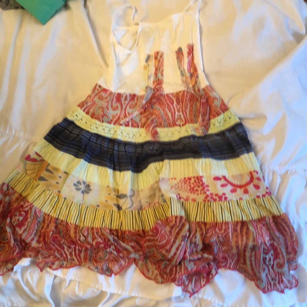 Brita beautiful summer dress size 6